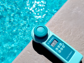 Electronic-Pooltester_SideText